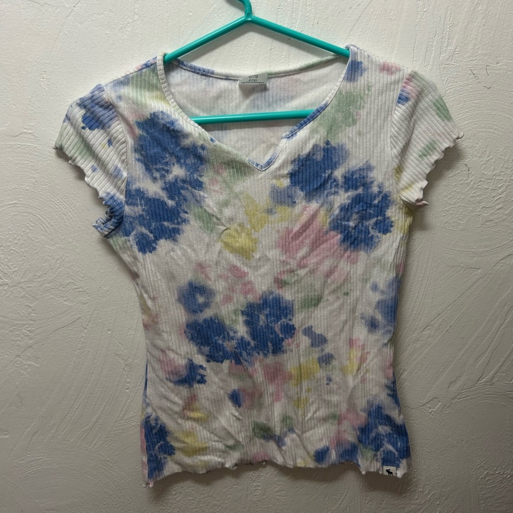 Abercrombie & Fitch Kids Pastel Tie Dye Ribbed Fitted Shirt (size 13/14)